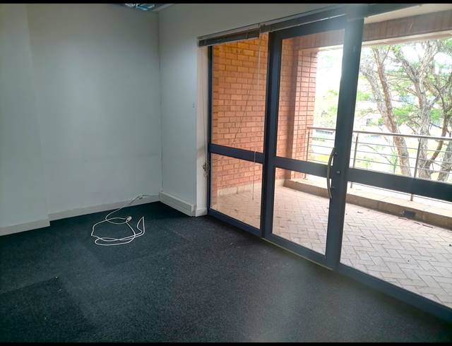 477M² CO-WORKING SPACE TO LET IN DIE HOEWES